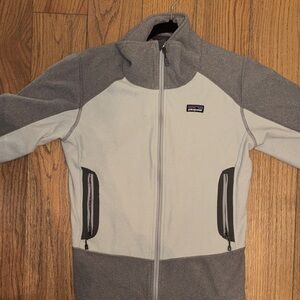 Patagonia Two-Tone Fleece Jacket in Gray and Cream